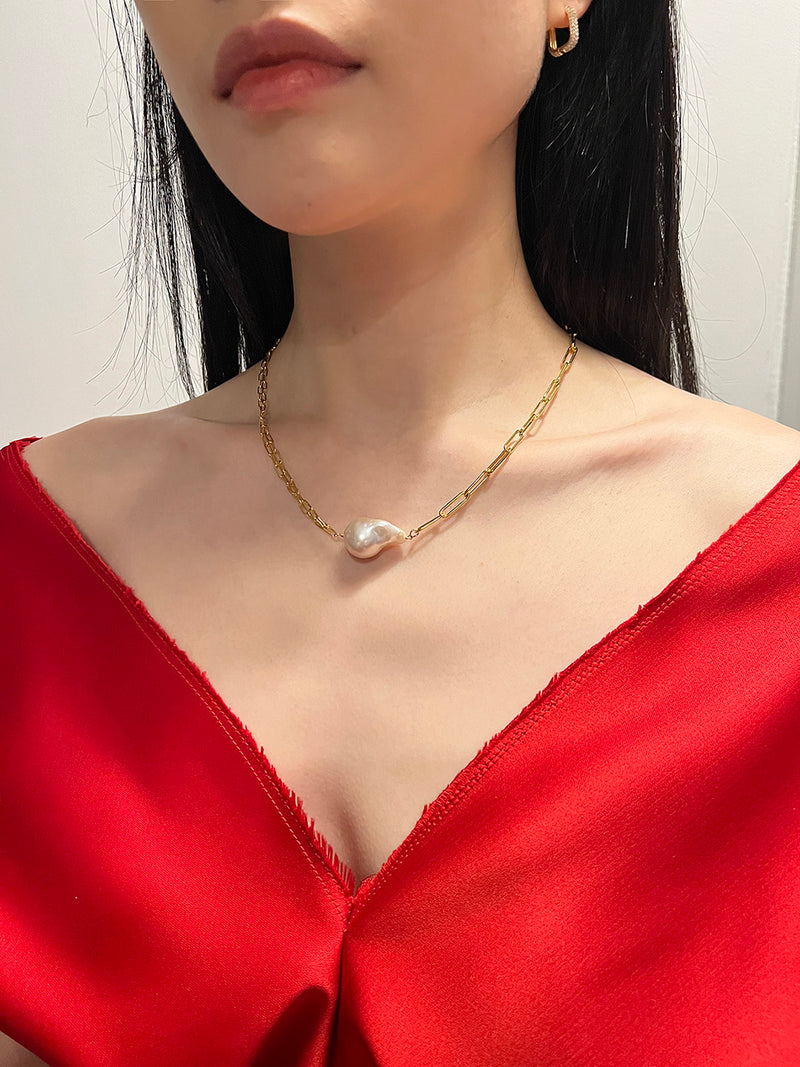 Baroque pearl with multi chain necklace