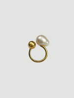 Gaia baroque pearl ring